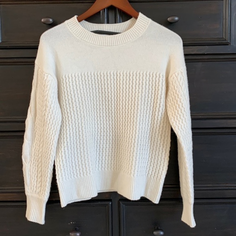 Chic Cream Crew Neck Sweater